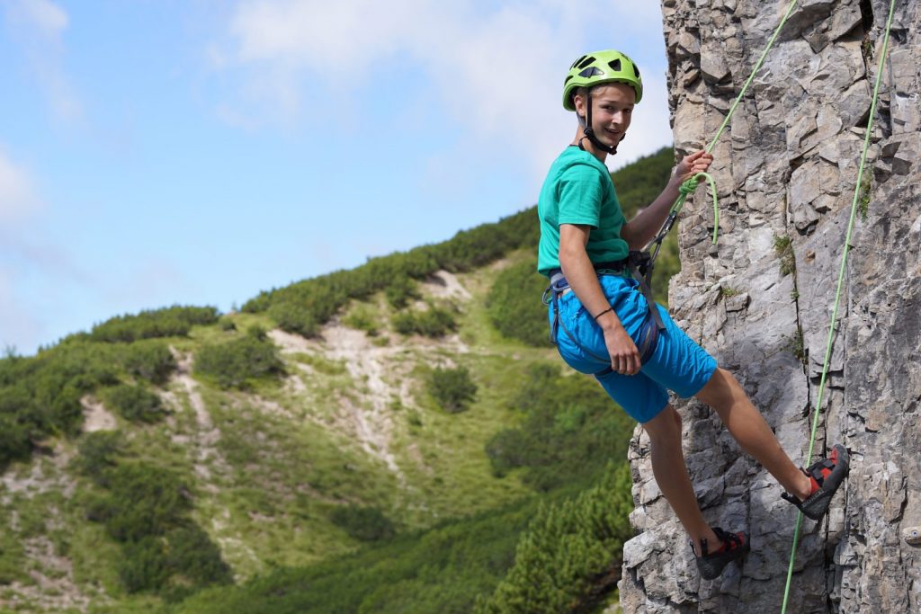 Der Klettergarten in unmittelbarer Nähe zum Solsteinhaus eignet sich auch perfekt für Kinder. Foto: Matthais Bader | Climbers Paradise