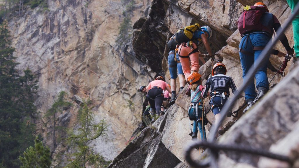Klettersteigtutorial - Unterwegs, stark frequentiert, Foto: Alpsolut, Österreichischer Alpenverein | Climbers Paradise