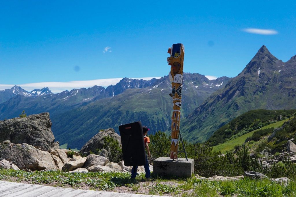 Klettern mit Kindern - Bouldern, Foto: Matthias Bader | Climbers Paradise