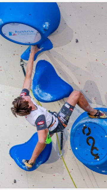 Nachwuchsathlet Louis Gundolf beim Klettern | Climbers Paradise